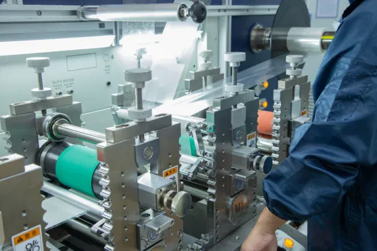 Fabricante de moldes Shenzhen Produtos HDPE personalizados Moldagem por injeção de molde de tampa de plástico para consumíveis médicos